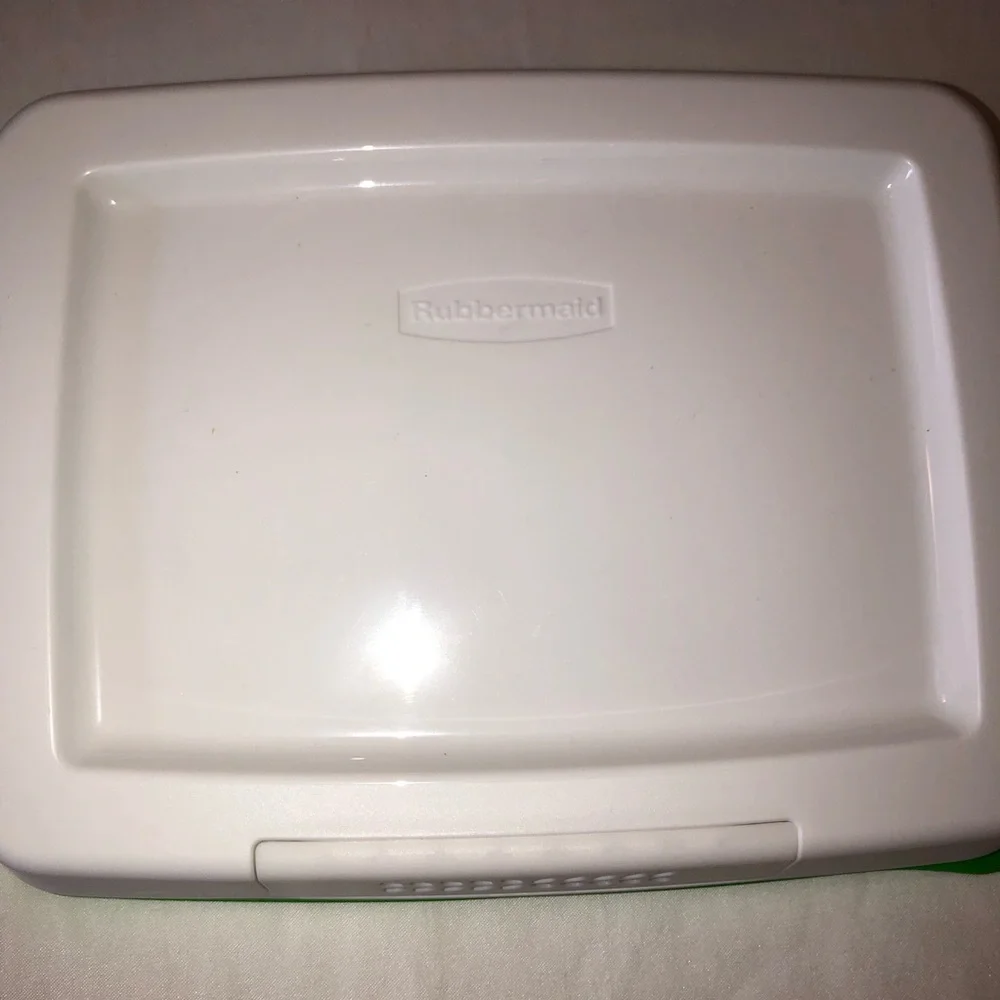 Rubbermaid Freshworks Fruit/Vegetable Storage Containers, 2 containers w/lids